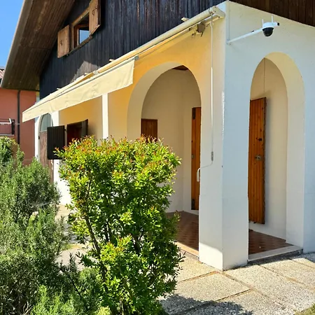 בית נופש Casa Degli Albicocchi - Near Venice - Whole House With Garden And Free Prkg ספינאה